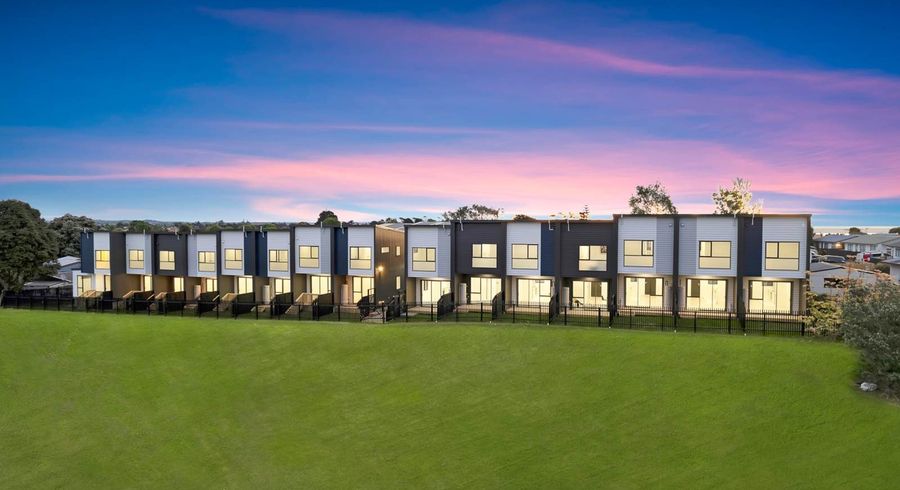  at 18/17 Barneys Farm Road, Clendon Park, Manukau City, Auckland