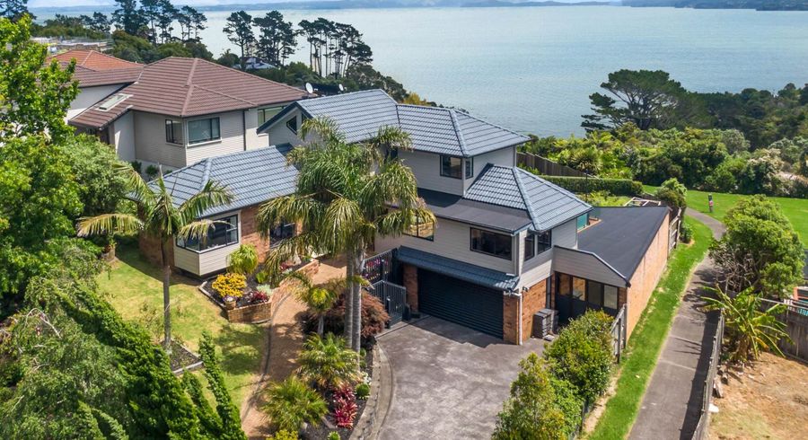  at 9 Sylvania Crescent, Lynfield, Auckland
