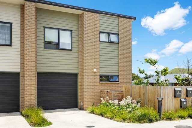  at 1 Pangu Way, Mangere, Manukau City, Auckland