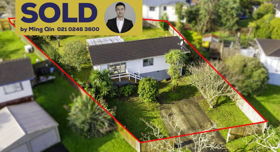  at 5 Jarrah Place, Massey, Waitakere City, Auckland