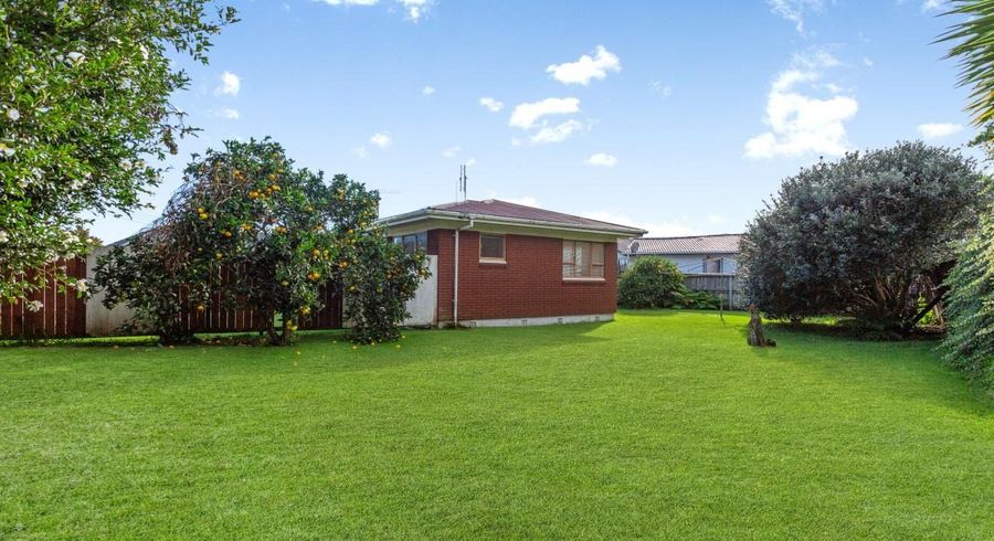  at 42 Landscape Road, Papatoetoe, Auckland