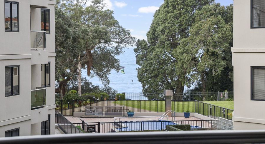  at 1A/171 Hurstmere Road, Takapuna, Auckland