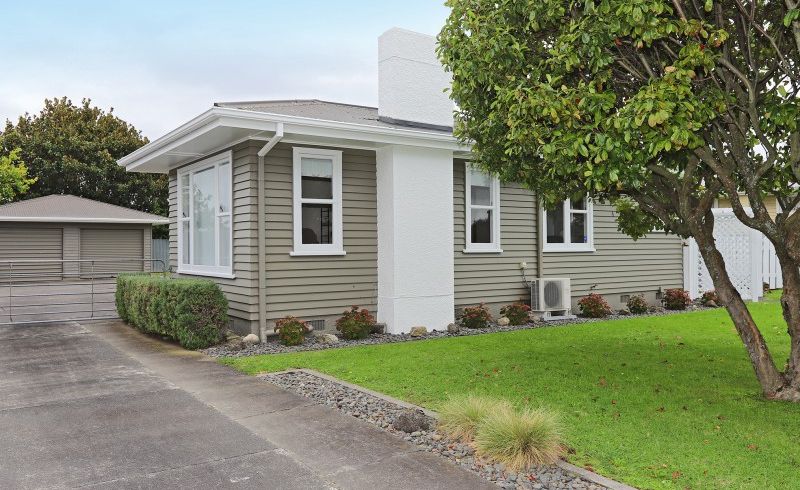  at 44 Clarence Cox Crescent, Pirimai, Napier