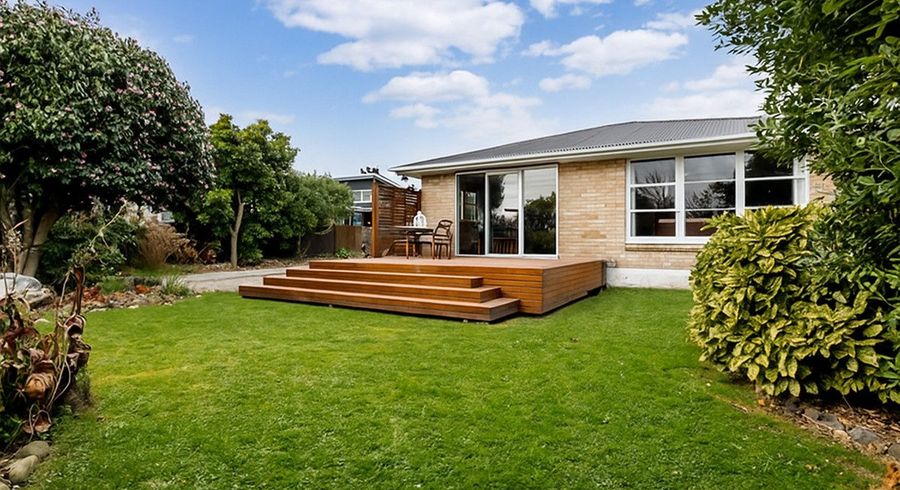  at 27 Sheffield Street, Awapuni, Palmerston North, Manawatu / Whanganui