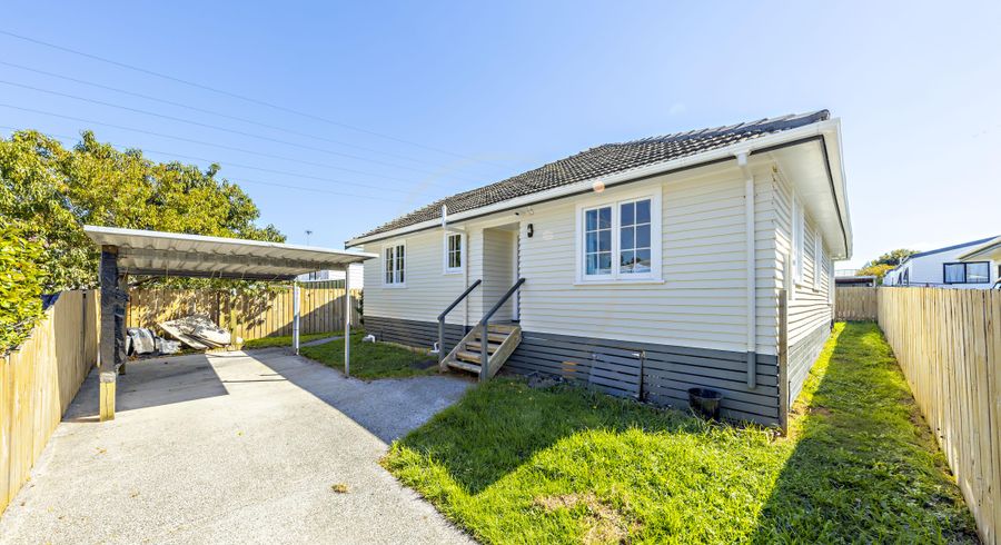  at 1/31 Solveig Place, Randwick Park, Auckland