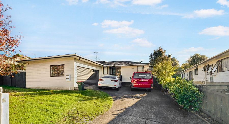  at 11 Lowburn Place, Clover Park, Manukau City, Auckland