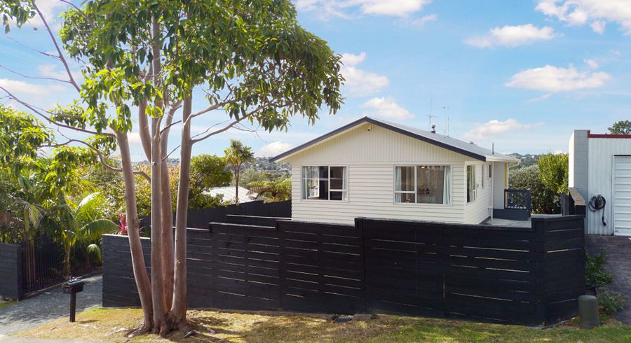  at 7 Kotinga Avenue, Glen Eden, Waitakere City, Auckland