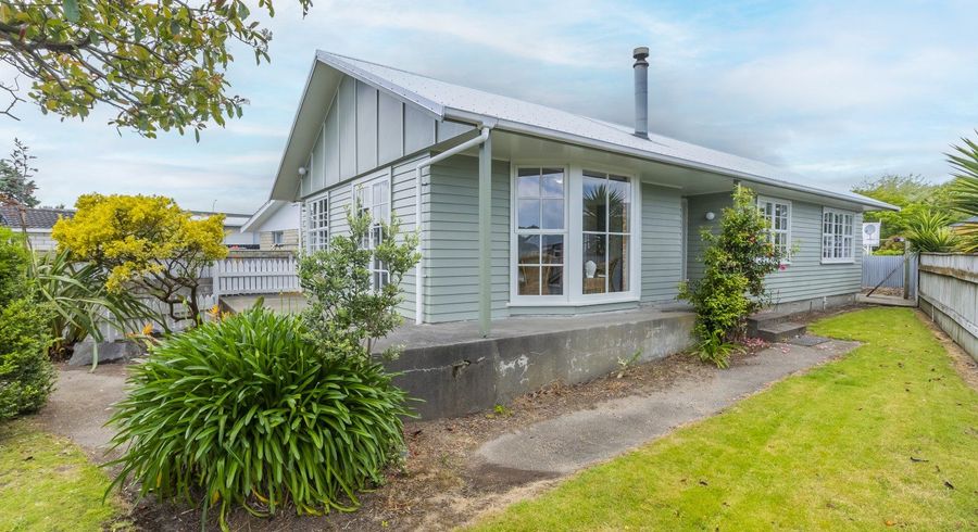 at 44 Walton Road, Paraparaumu Beach, Paraparaumu