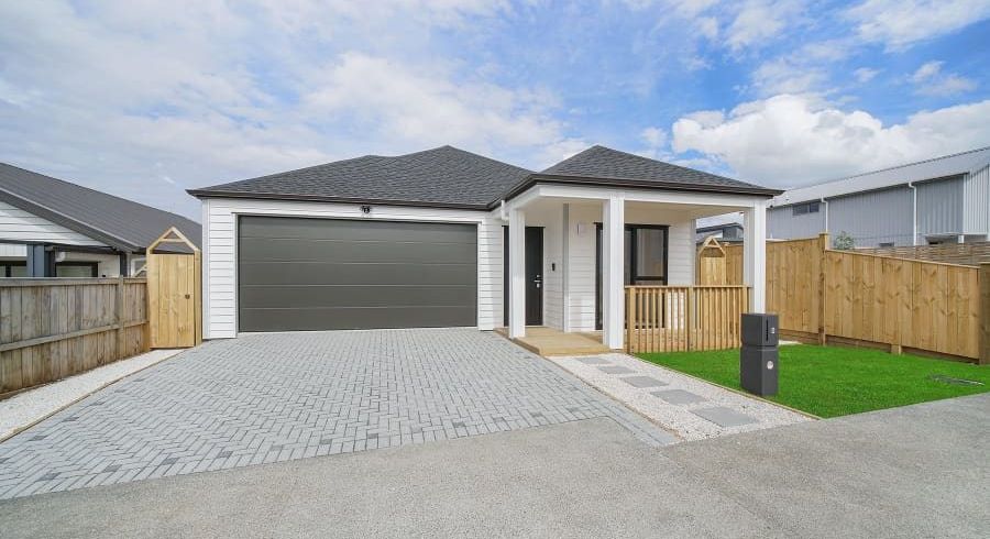  at 8 Enchantment Lane, Karaka, Franklin, Auckland