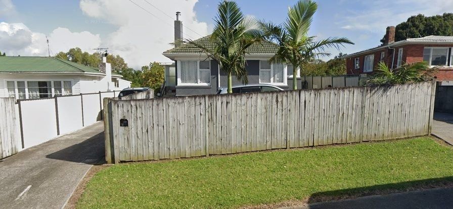  at 5 White Swan Road, Mount Roskill, Auckland City, Auckland