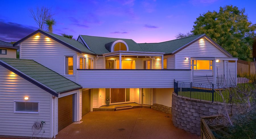  at 9 San Marino Drive, Henderson, Waitakere City, Auckland