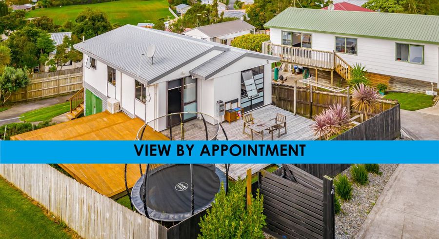  at 3 Maywood Crescent, Glen Eden, Auckland