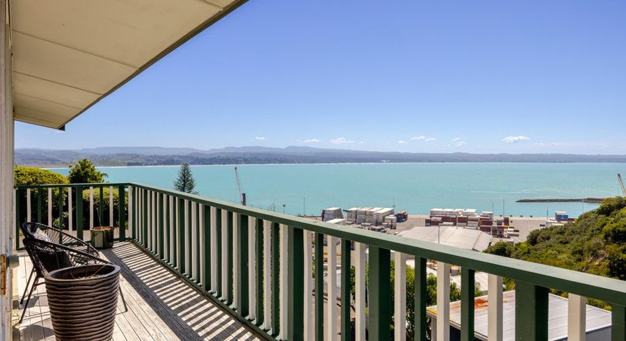  at 5 Seapoint Road, Bluff Hill, Napier, Hawke's Bay