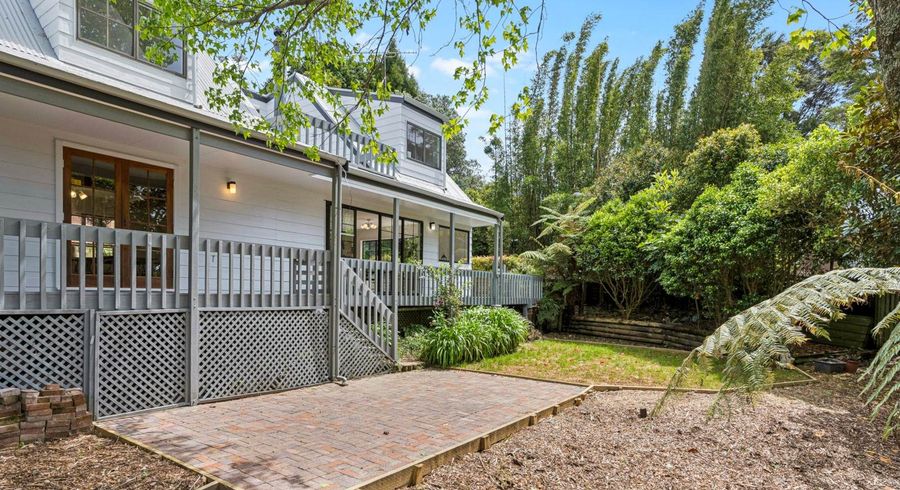  at 28 Longfellow Parade, Glen Eden, Waitakere City, Auckland