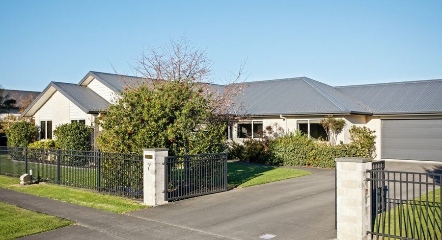  at 7 Fisher Place, Lytton West, Gisborne