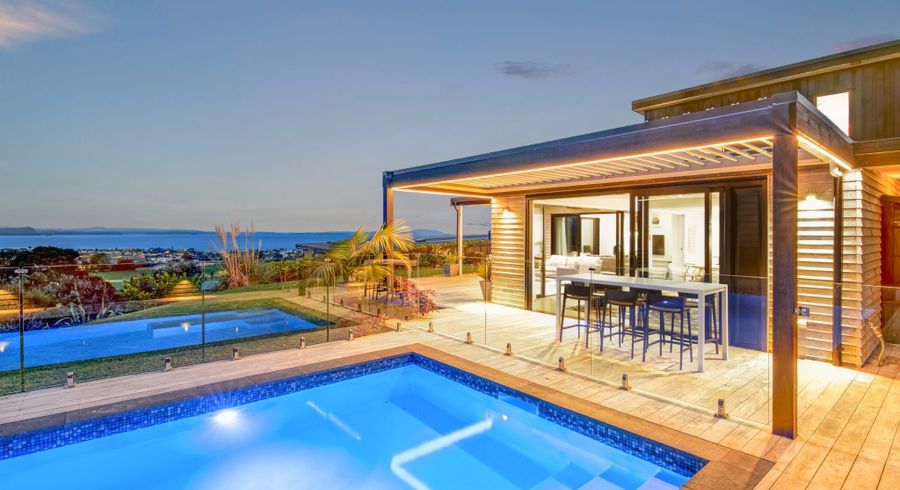  at 5 Woodridge Drive, Stanmore Bay, Whangaparaoa