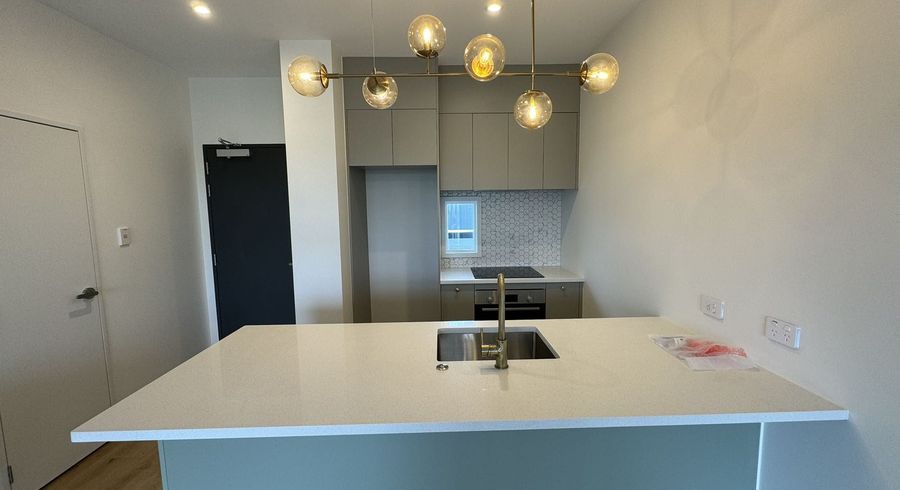  at 3B/23 Flat Bush School Road, Flat Bush, Manukau City, Auckland