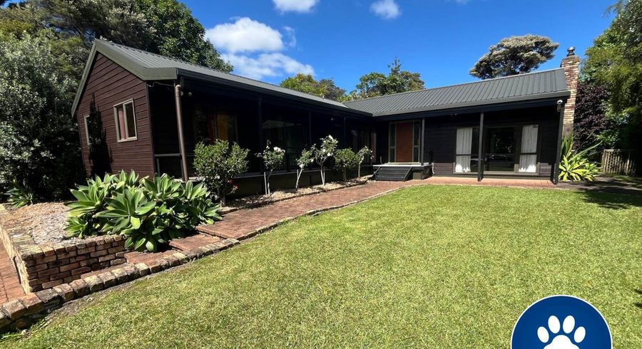  at 2 Waipuia Place, Greenhithe, Auckland