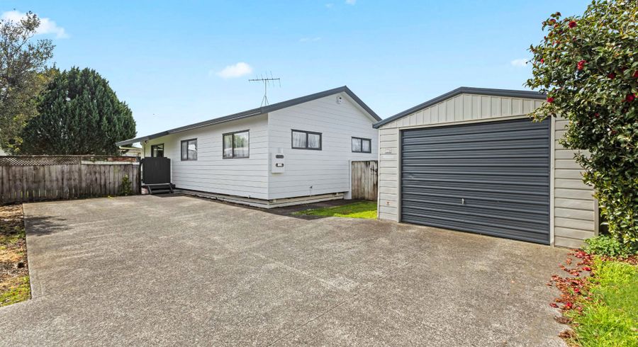  at 32E Station Road, Takanini, Auckland