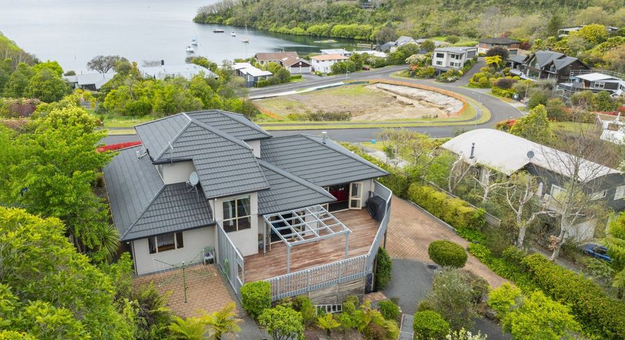 at 19 Te Urunga Place, Acacia Bay, Taupo, Waikato