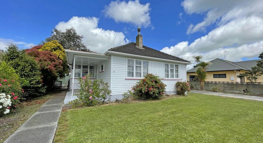  at 44 Vogel Street, Roslyn, Palmerston North, Manawatu / Whanganui