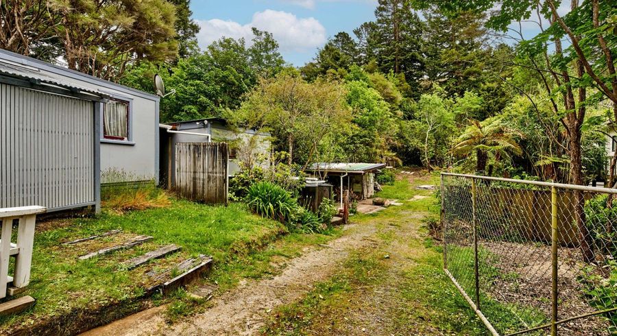  at 12 Avian Road, Blue Mountains, Upper Hutt