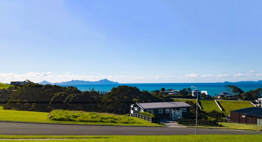  at 8 Starlight Place, Langs Beach, Whangarei, Northland