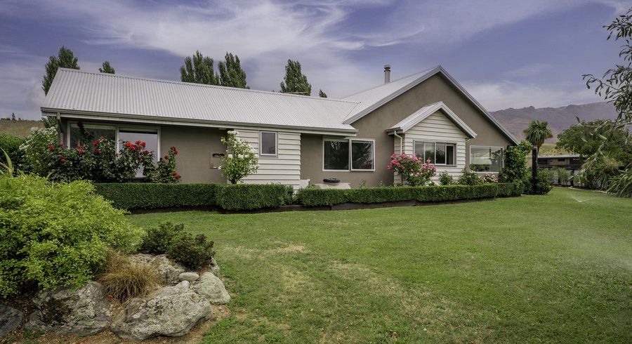  at 5 Ferry Lane, Mount Pisa