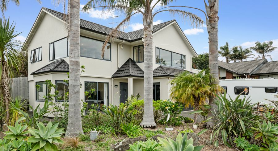  at 19 Rivervale Grove, Stanmore Bay, Whangaparaoa