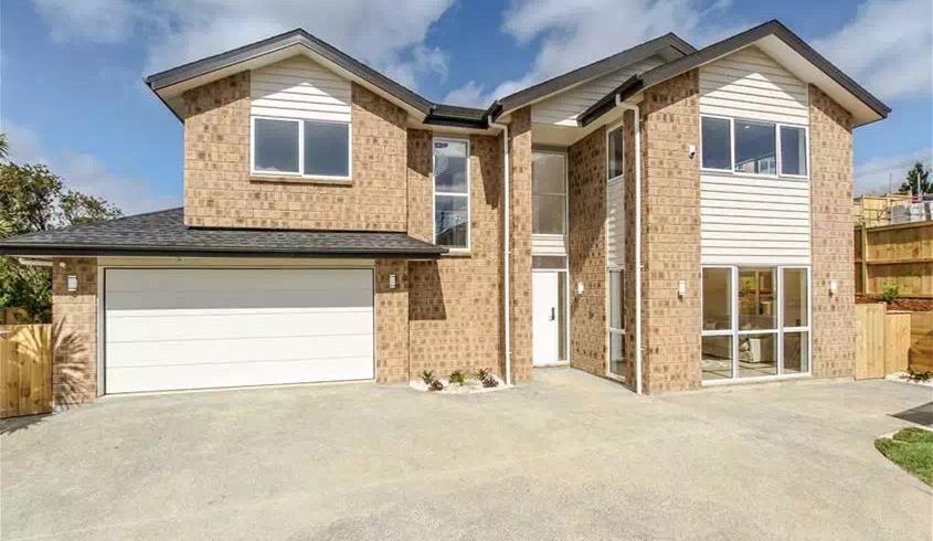  at 216E Metcalfe Road, Ranui, Auckland