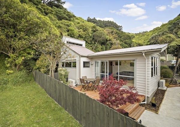 at 5 Monmouth Way, Wilton, Wellington, Wellington