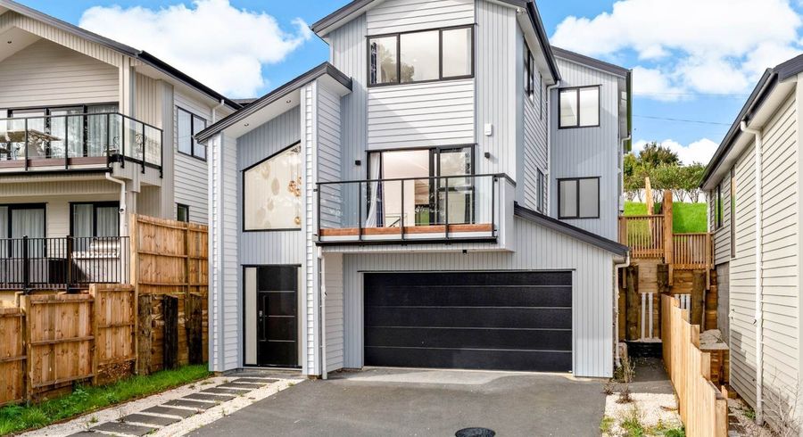  at 10 Anehu Place, Greenhithe, North Shore City, Auckland