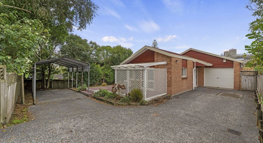  at 7 Wattle Street, New Lynn, Auckland