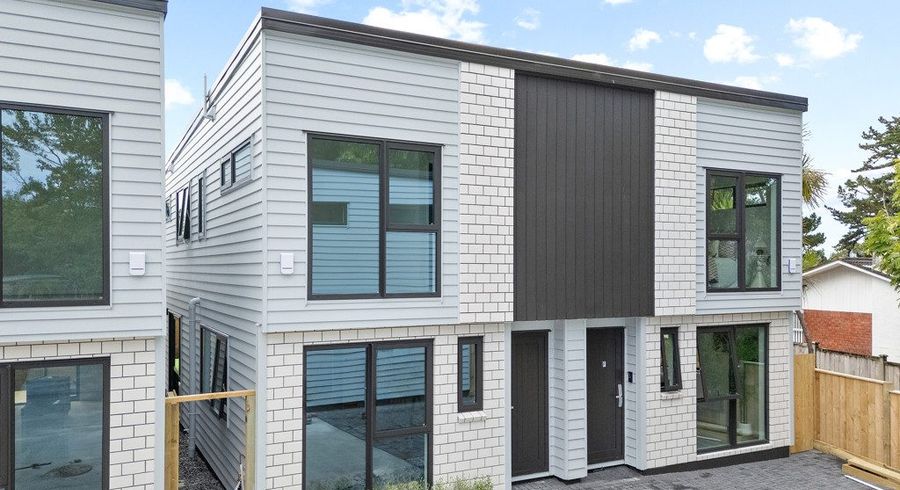  at 26D Crompton Road, Massey, Waitakere City, Auckland