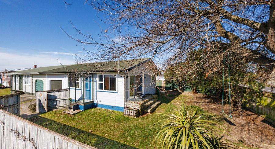  at 2 Lockhart Avenue, Milson, Palmerston North, Manawatu / Whanganui