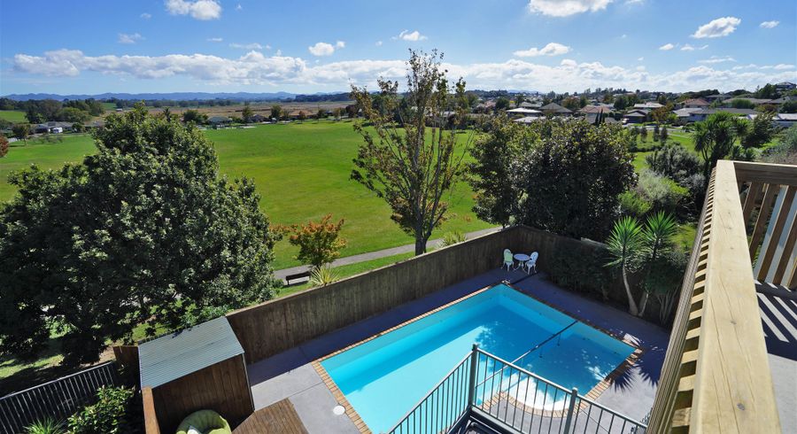  at 11 Strata View, Western Heights, Hamilton