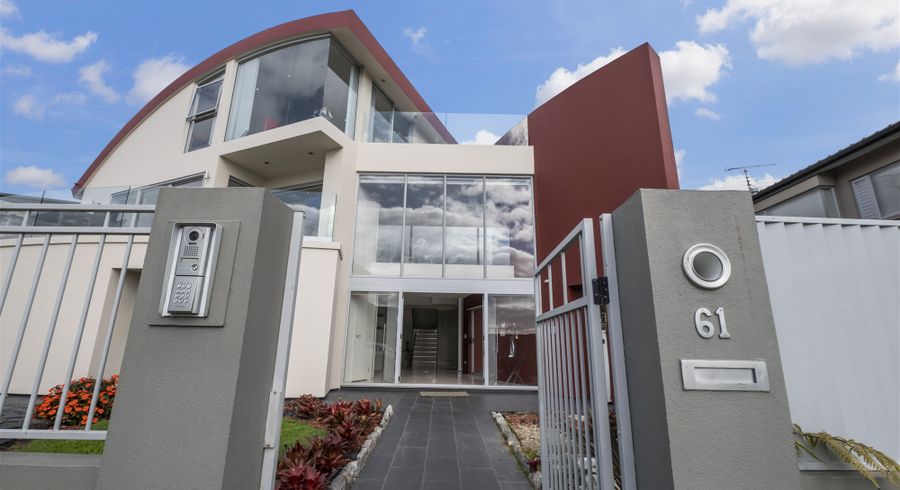  at 61 Compass Point Way, Half Moon Bay, Auckland