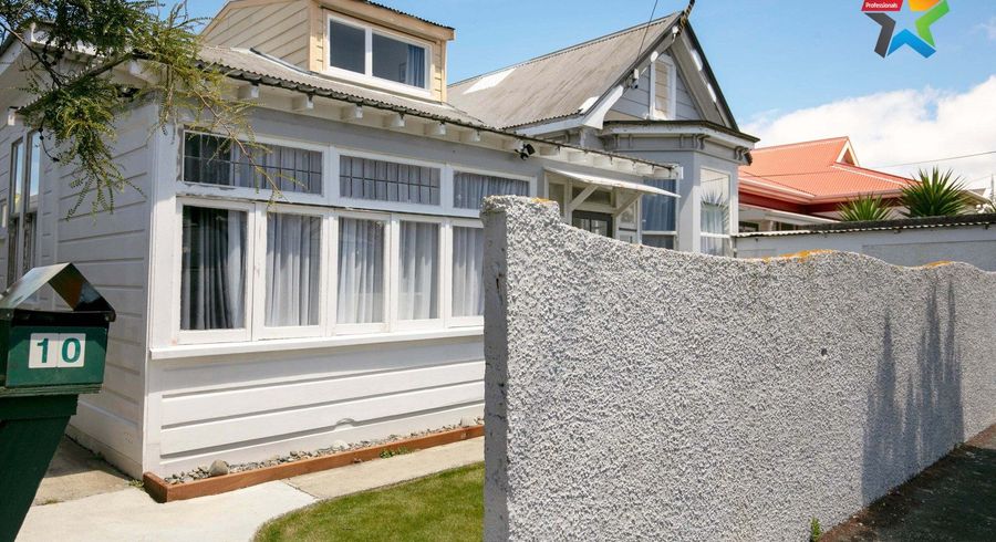  at 10 Elizabeth Street, Petone, Lower Hutt