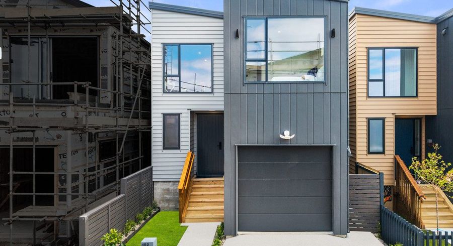  at 102B Te Oneroa Way, Long Bay, North Shore City, Auckland