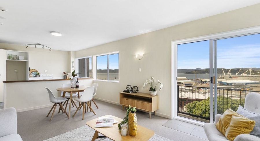  at 1 Grant RD, THORNDON, Wellington