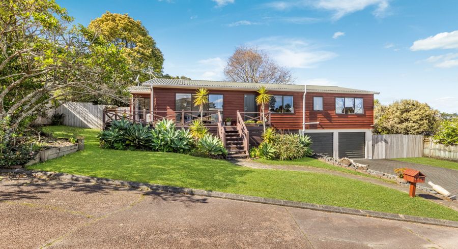  at 5 San Bernadino Drive, Henderson, Waitakere City, Auckland