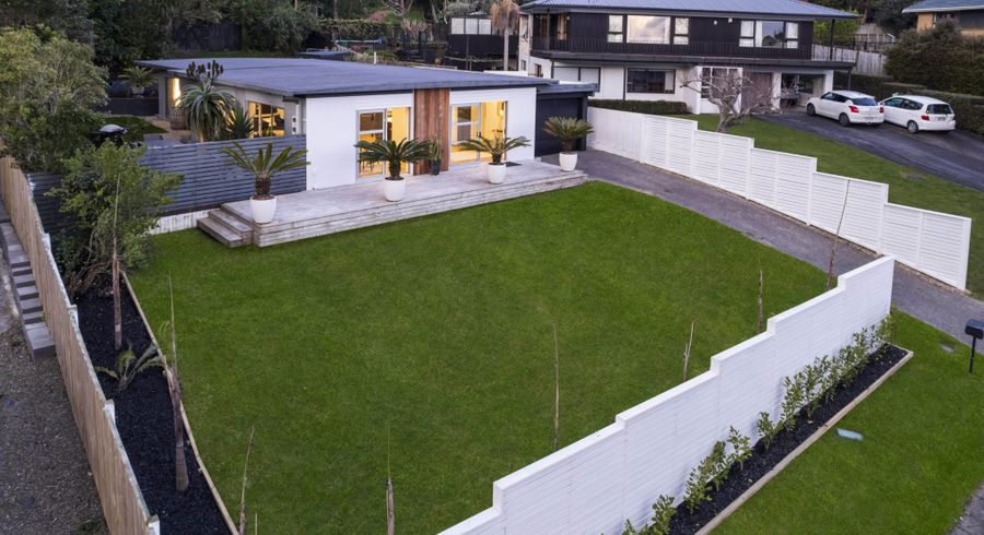  at 16 Pluto Place, Beach Haven, Auckland
