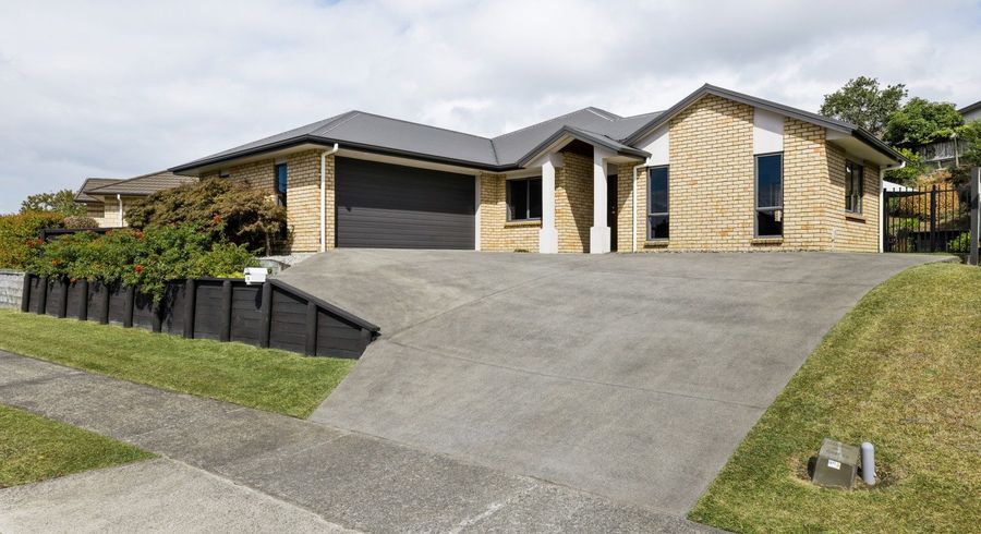  at 10 Everton Place, Grandview Heights, Hamilton, Waikato