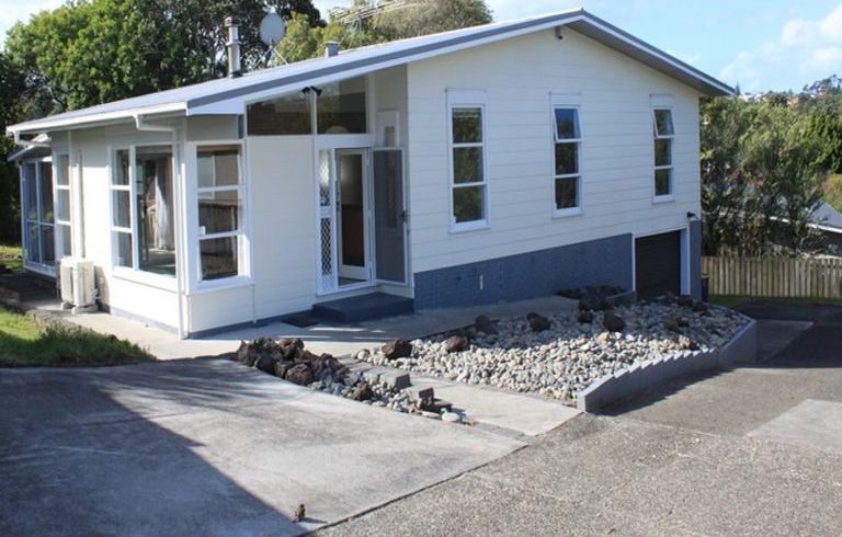  at 23 Cockayne Crescent, Sunnynook, North Shore City, Auckland