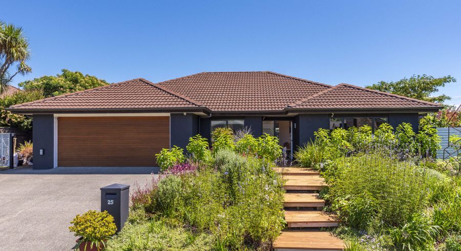  at 25 Stella Court, Paraparaumu
