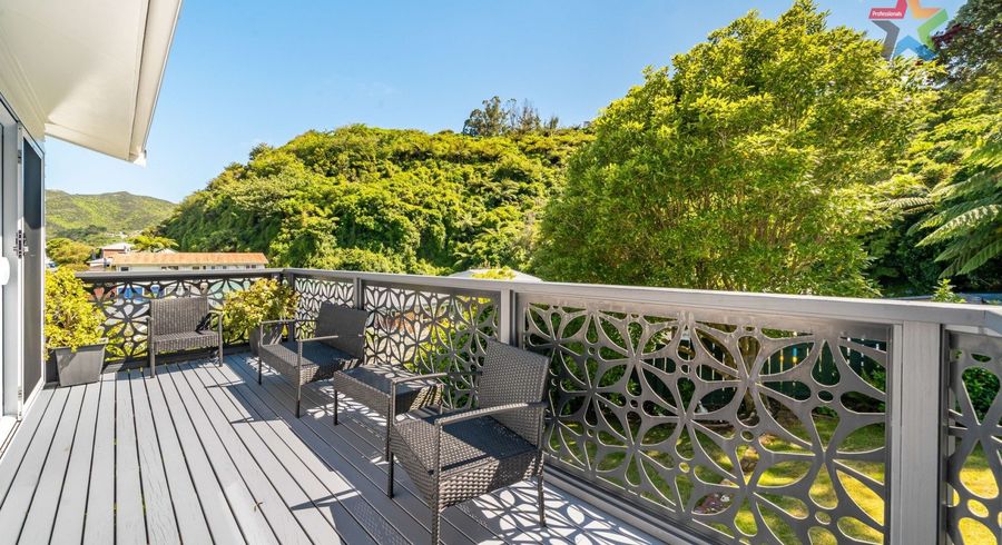  at 5 Ruth Grove, Karori, Wellington