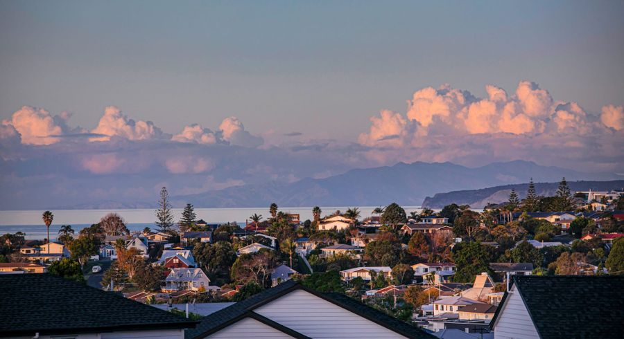 at 7 Surf View Crescent, Red Beach, Red Beach