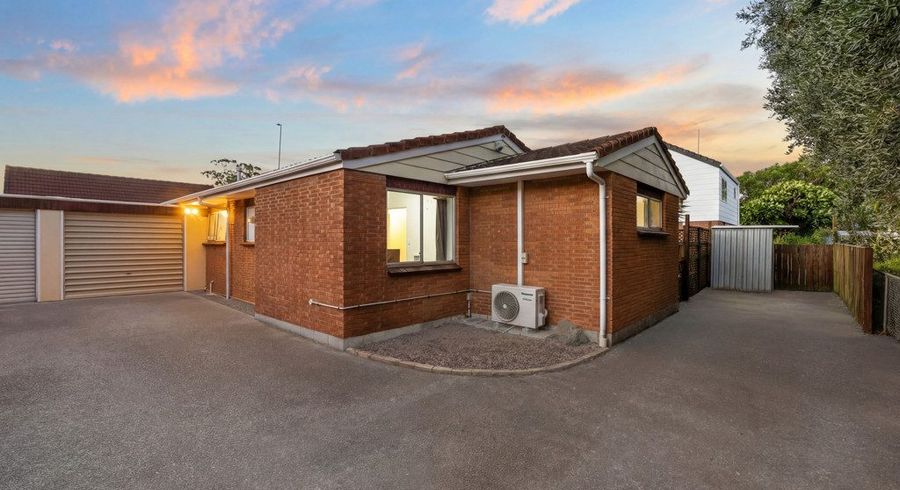  at 1&2/110 Celtic Crescent, Ellerslie, Auckland City, Auckland