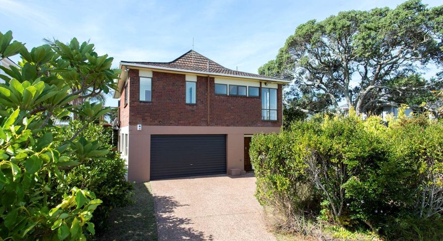  at 1/7 Scarboro Terrace, Murrays Bay, Auckland