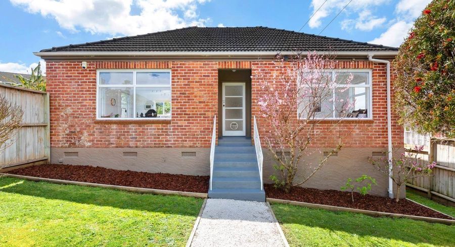  at 4 Edmonton Avenue, Onehunga, Auckland City, Auckland